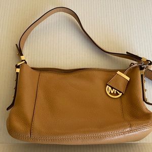 Michael Kors Tan shoulder bag Size:M